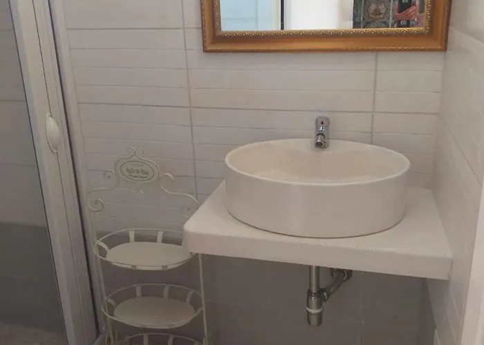 Lamia Tolla Trullo By Tripostuni *